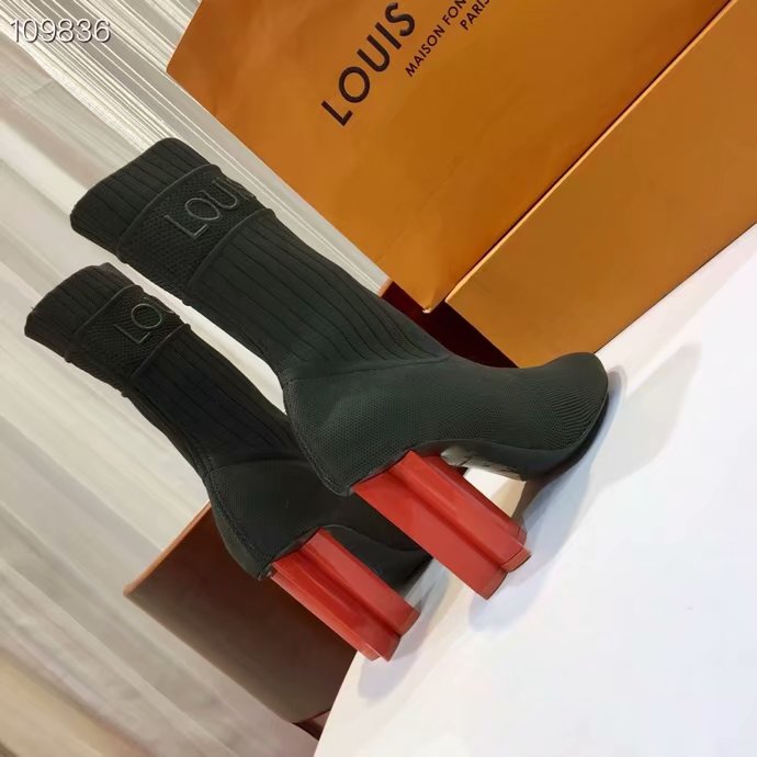 Louis Vuitton Shoes LV1073DS-5