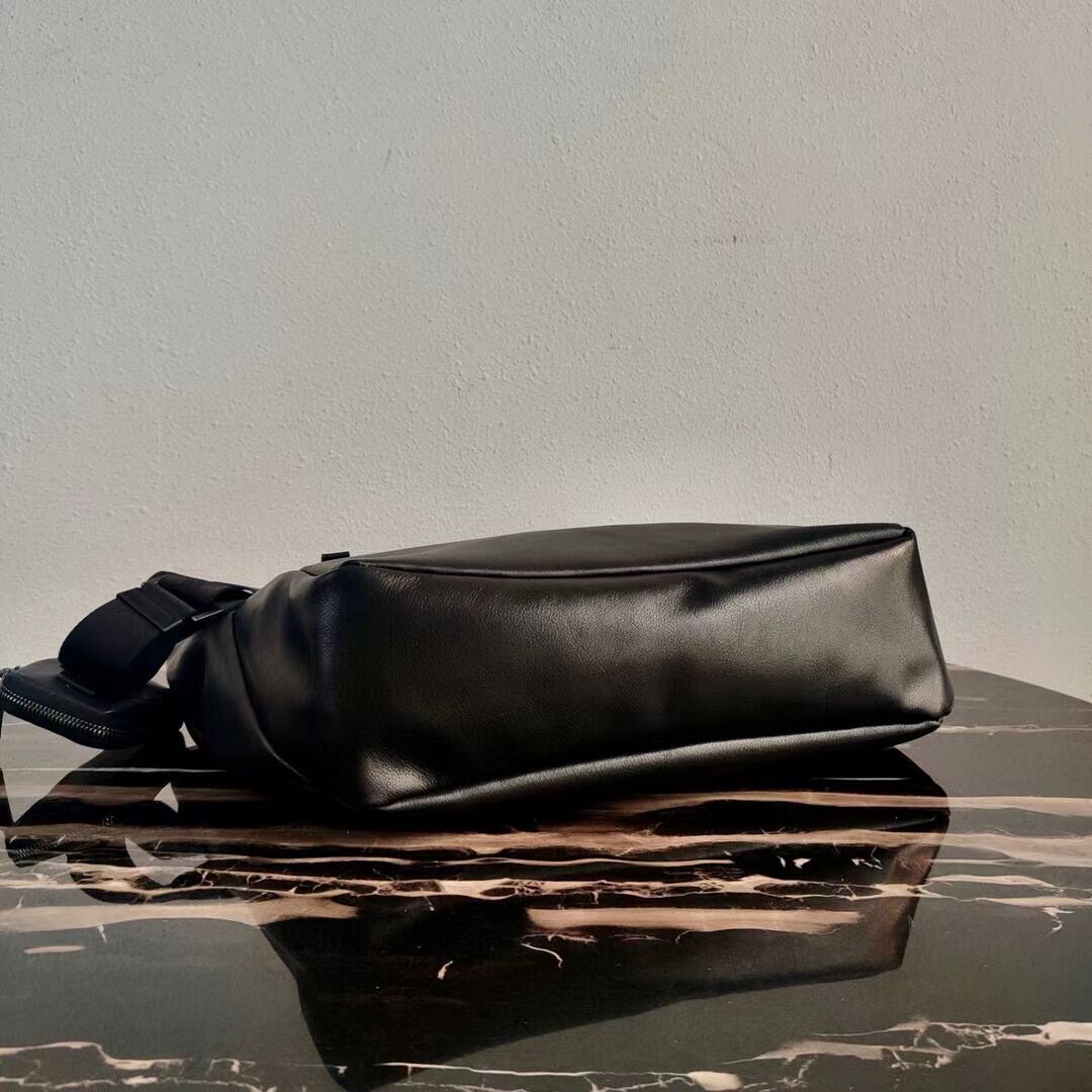 Prada Leather shoulder bag 2VH125 black