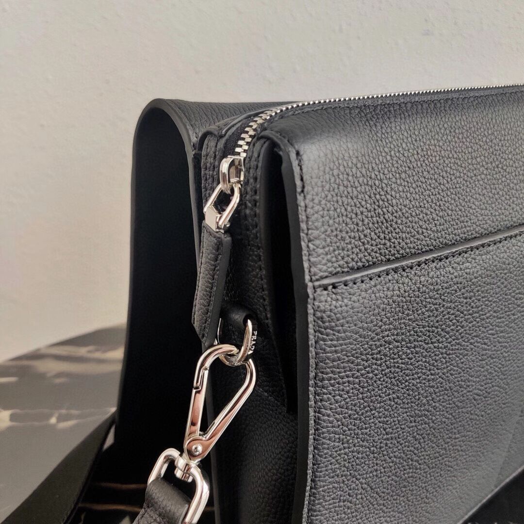 Prada leather shoulder bag 2VD012 black