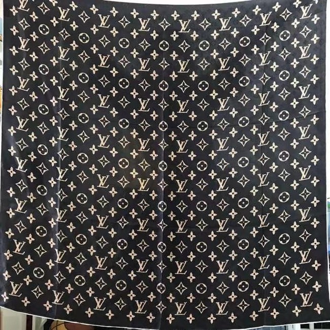 Louis Vuitton silk Scarf 77032