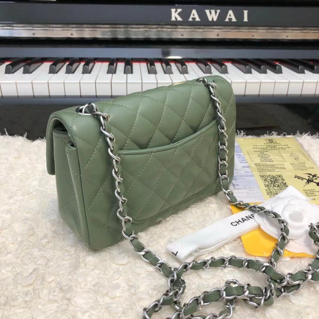 CHANEL Classic Handbag Lambskin  A1116 green