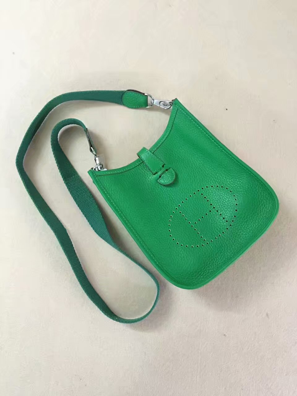 Hermes Evelyne original togo leather mini Shoulder Bag H15698 green