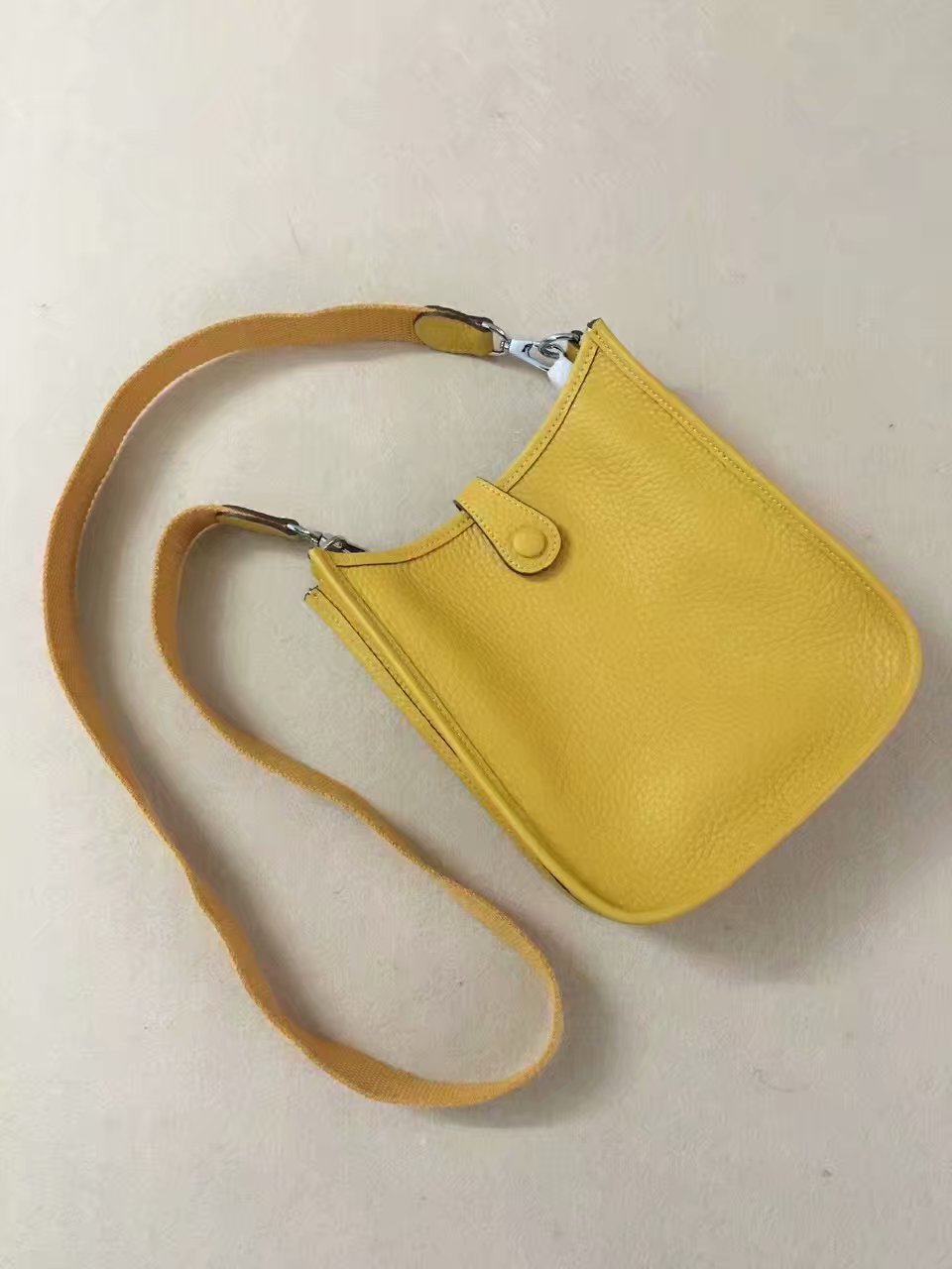 Hermes Evelyne original togo leather mini Shoulder Bag H15698 yellow