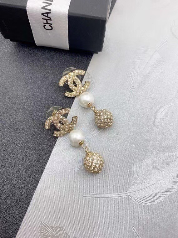 Chanel Earrings CE6281