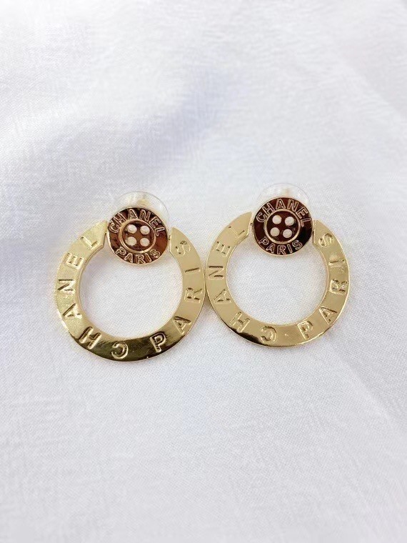 Chanel Earrings CE6284