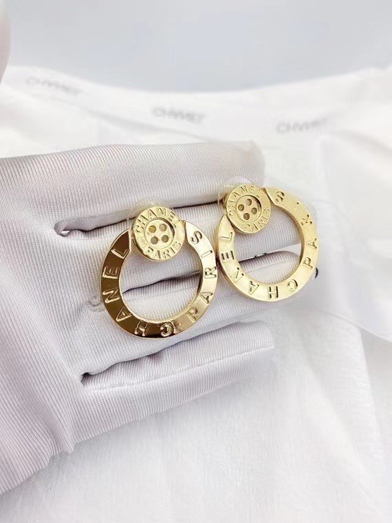 Chanel Earrings CE6284