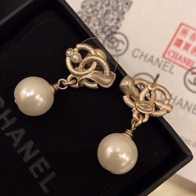 Chanel Earrings CE6300