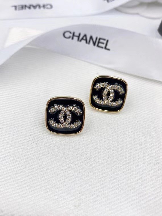 Chanel Earrings CE6305
