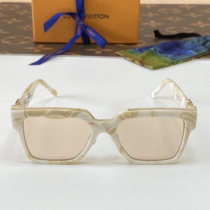 Louis Vuitton Sunglasses Top Quality LV6001_0033