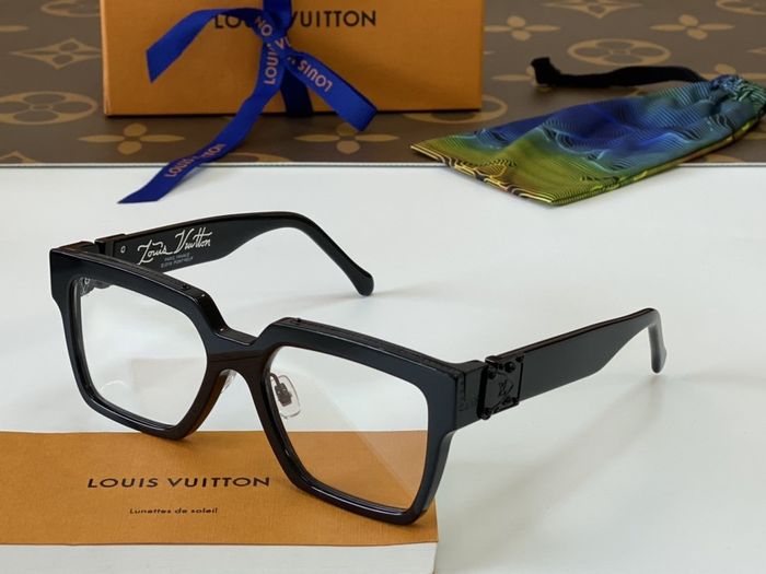 Louis Vuitton Sunglasses Top Quality LV6001_0038