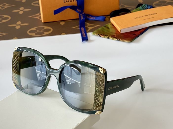 Louis Vuitton Sunglasses Top Quality LV6001_0040