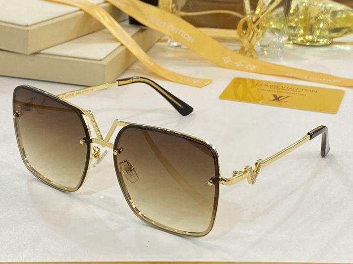 Louis Vuitton Sunglasses Top Quality LV6001_0051