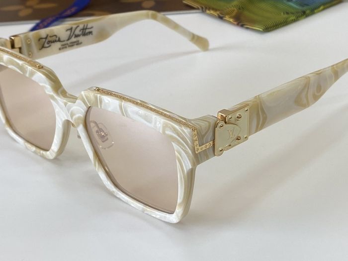 Louis Vuitton Sunglasses Top Quality LV6001_0089