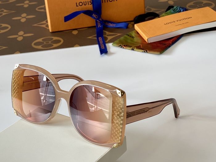 Louis Vuitton Sunglasses Top Quality LV6001_0096