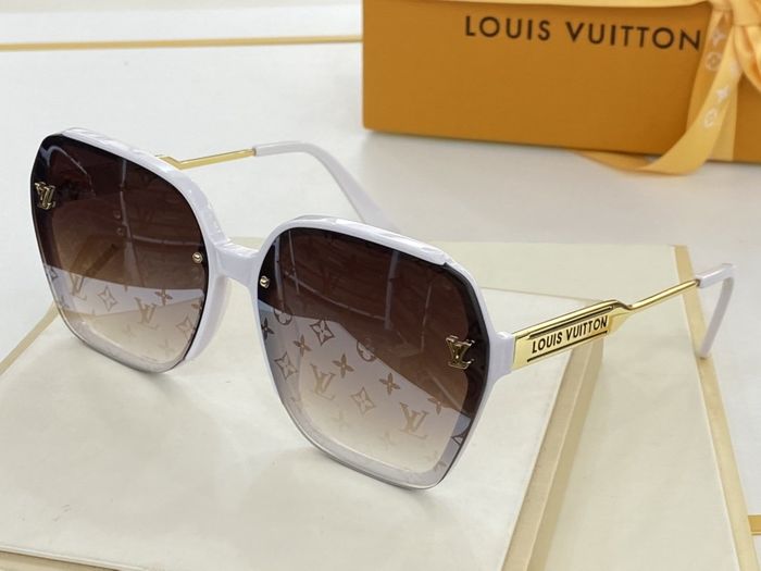 Louis Vuitton Sunglasses Top Quality LV6001_0108