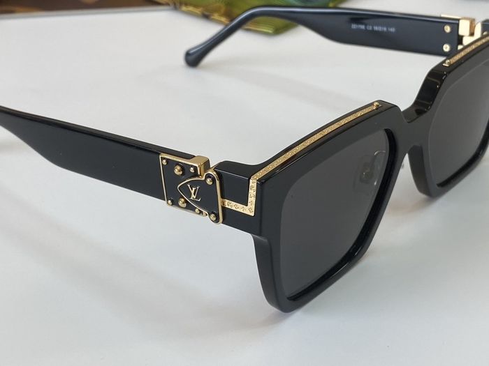 Louis Vuitton Sunglasses Top Quality LV6001_0140