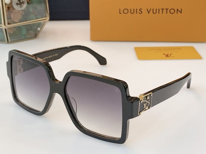 Louis Vuitton Sunglasses Top Quality LV6001_0170