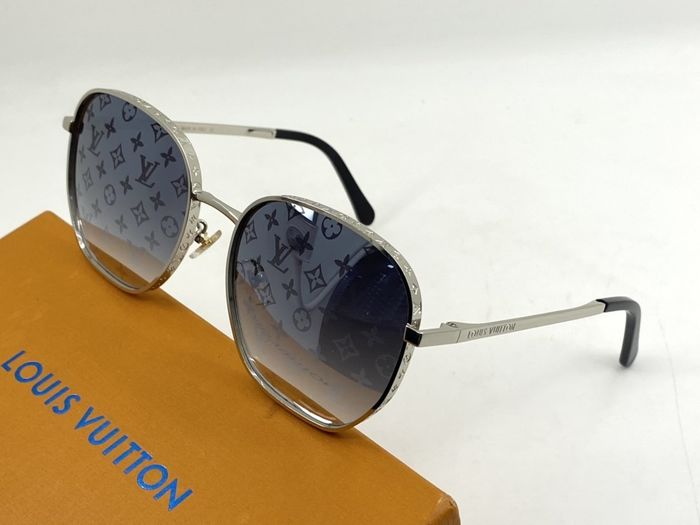Louis Vuitton Sunglasses Top Quality LV6001_0175