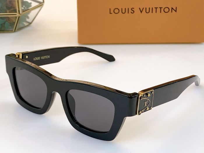 Louis Vuitton Sunglasses Top Quality LV6001_0176