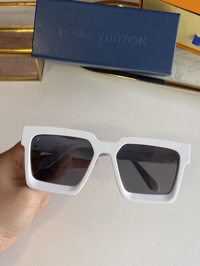 Louis Vuitton Sunglasses Top Quality LV6001_0187