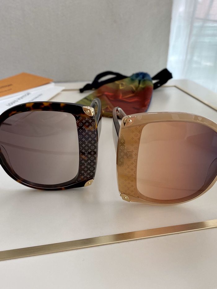 Louis Vuitton Sunglasses Top Quality LV6001_0207