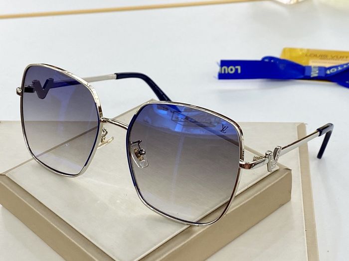 Louis Vuitton Sunglasses Top Quality LV6001_0221