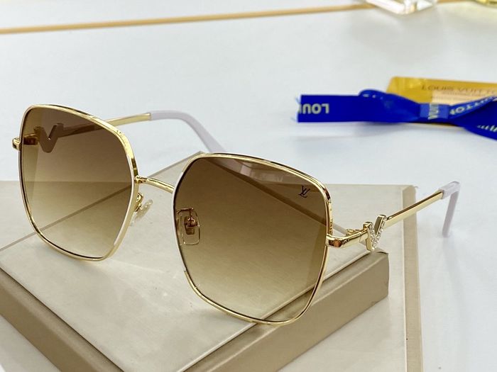 Louis Vuitton Sunglasses Top Quality LV6001_0277
