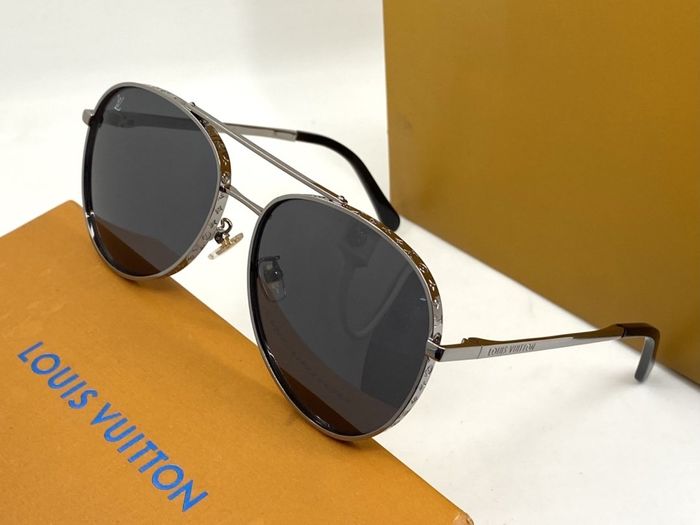 Louis Vuitton Sunglasses Top Quality LV6001_0286