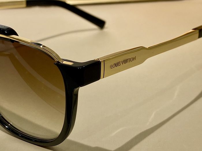 Louis Vuitton Sunglasses Top Quality LV6001_0334