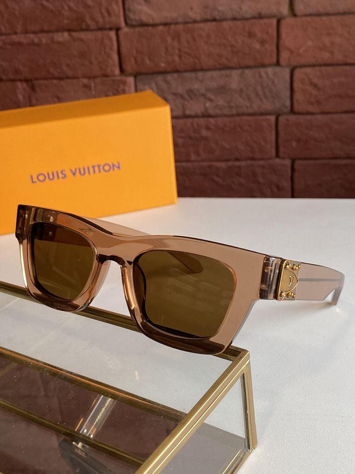 Louis Vuitton Sunglasses Top Quality LV6001_0358
