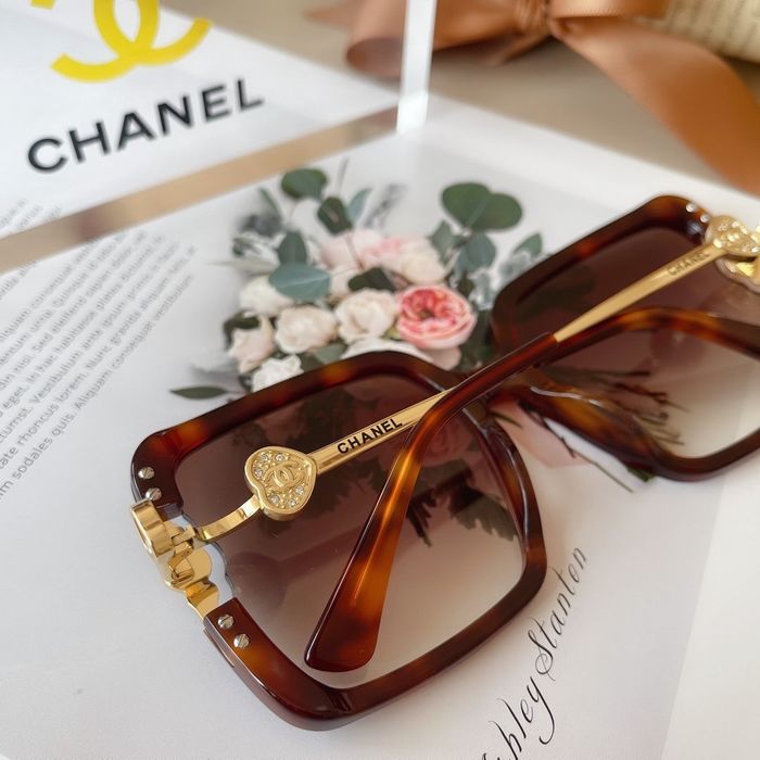 Chanel Sunglasses Top Quality C6001_0393