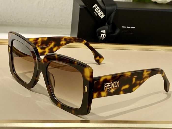Fendi Sunglasses Top Quality F6001_0021