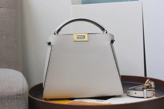 Fendi PEEKABOO ISEEU MEDIUM leather bag 70192 white