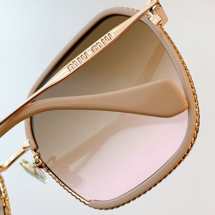 Miu Miu Sunglasses Top Quality M6001_0036