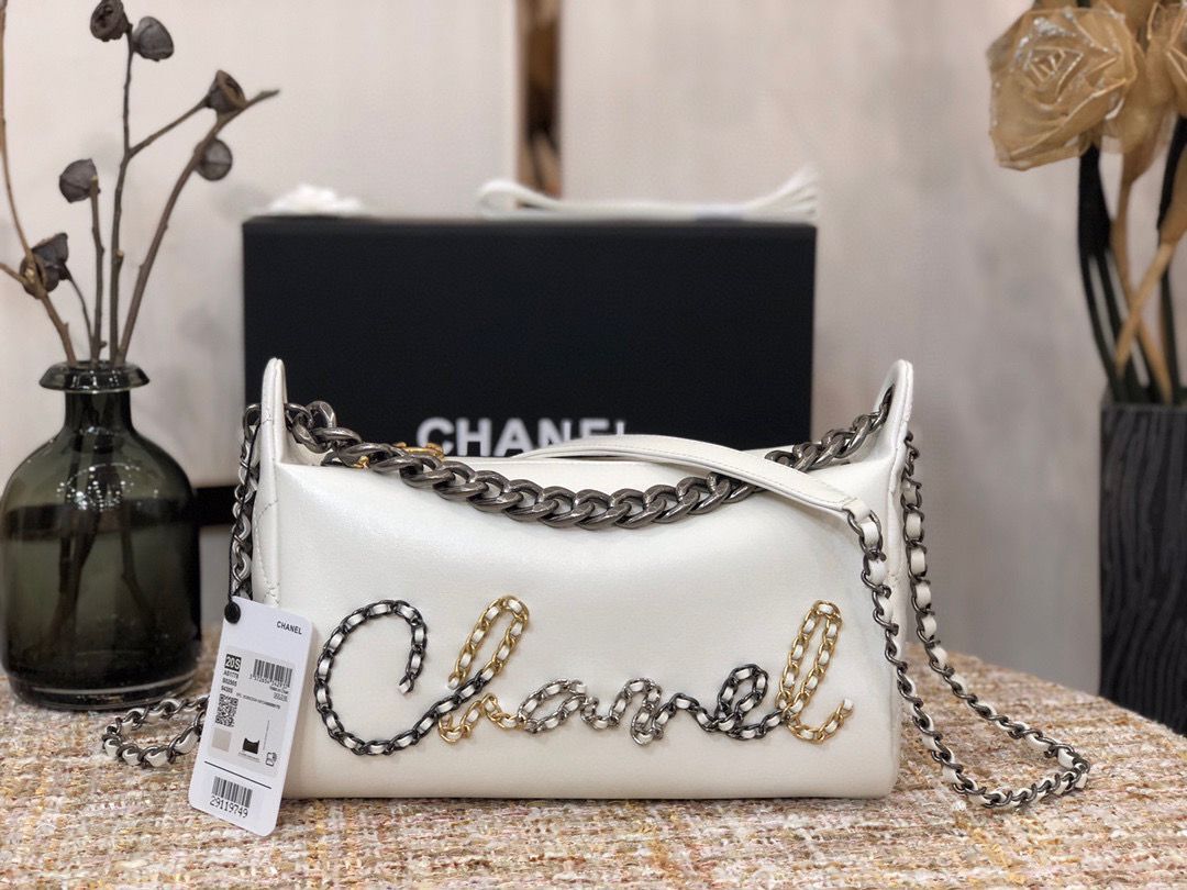 Chanel Original Leather Chain Shoulder Bag 1178 White