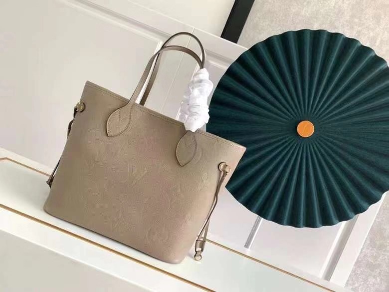 Louis Vuitton NEVERFULL MM M45685 Tourterelle Gray