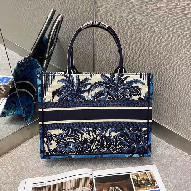 DIOR BOOK TOTE Blue Dior Palms Embroidery M1287