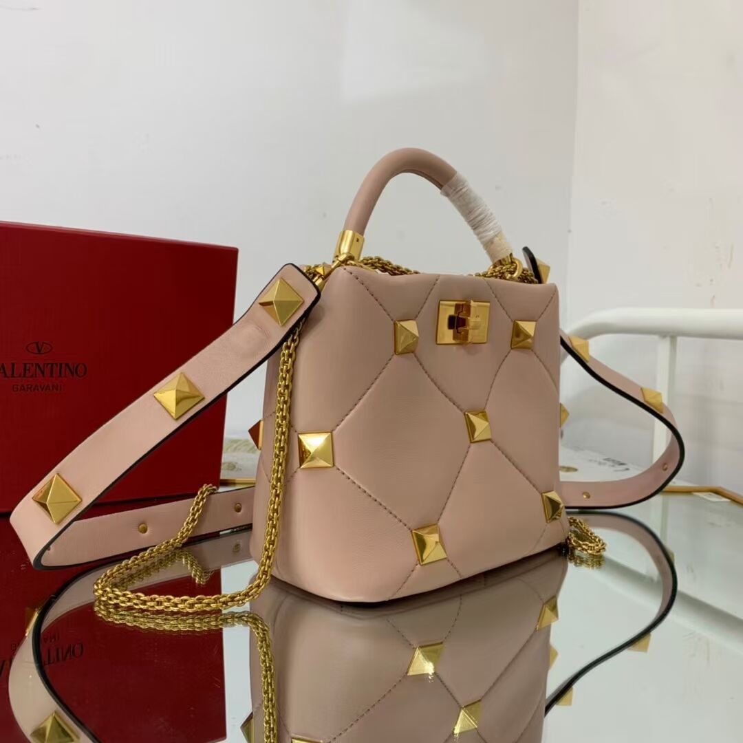 Valentino medium Garavani Roman Stud V1198 pink