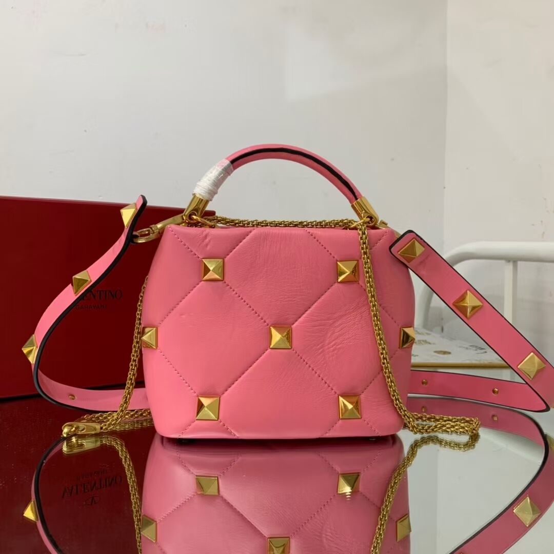 Valentino medium Garavani Roman Stud V1198 rose