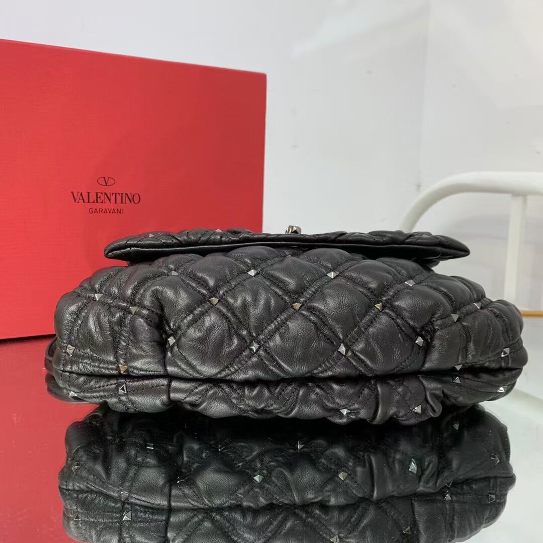 Valentino medium Garavani Roman Stud V3178 black