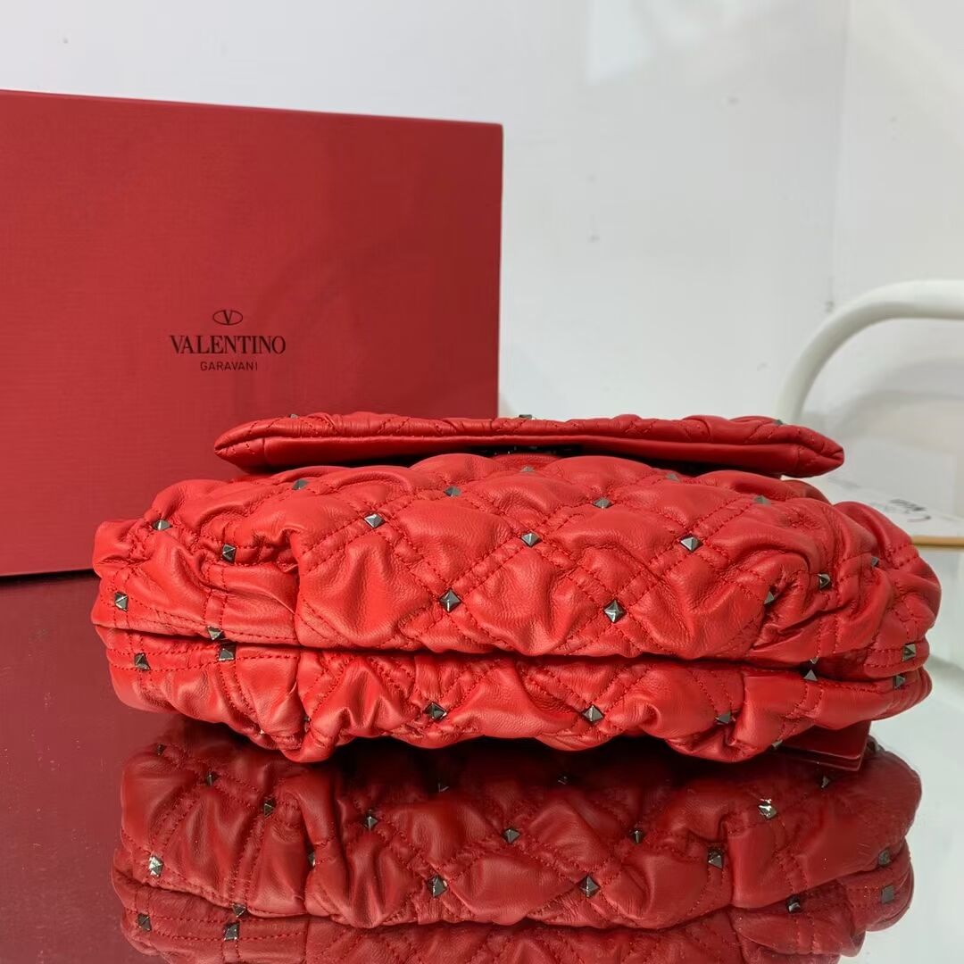 Valentino medium Garavani Roman Stud V3178 red