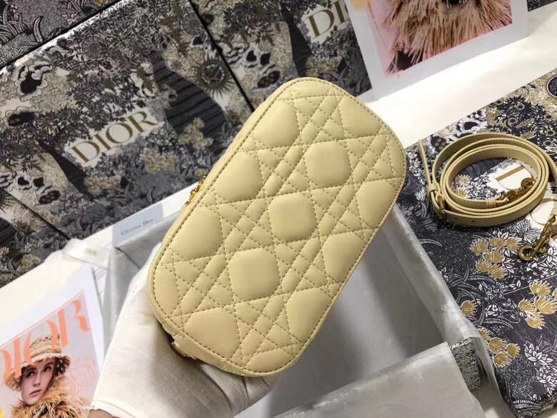 LADY DIOR MICRO VANITY CASE Beige Cannage Lambskin S0918