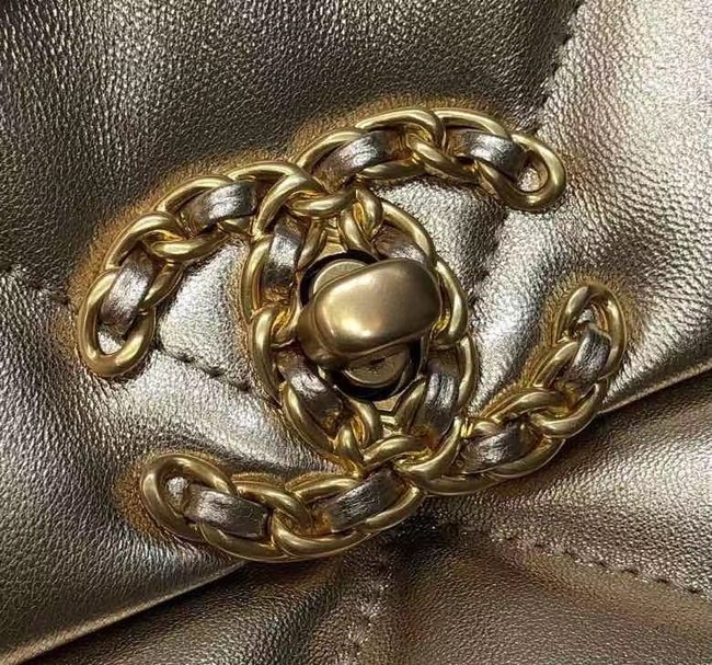 Chanel 19 flap bag AS1160 gold