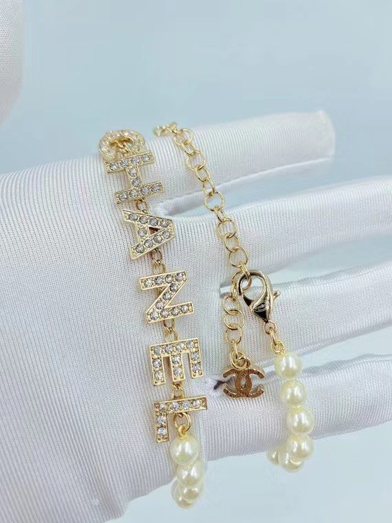 Chanel Necklace CE6330