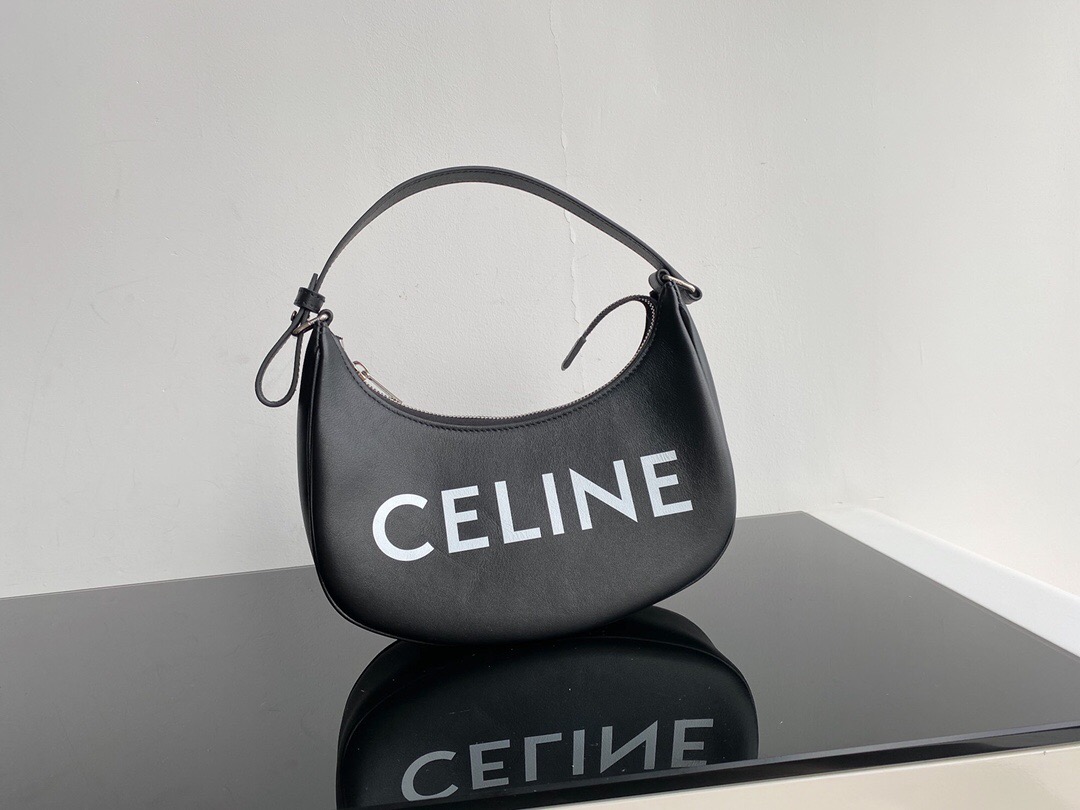 Celine AVA BAG IN TRIOMPHE CANVAS AND CALFSKIN 193952 black