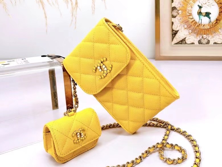 chanel card holder with chain & Gold-Tone Metal AP2033 yellow