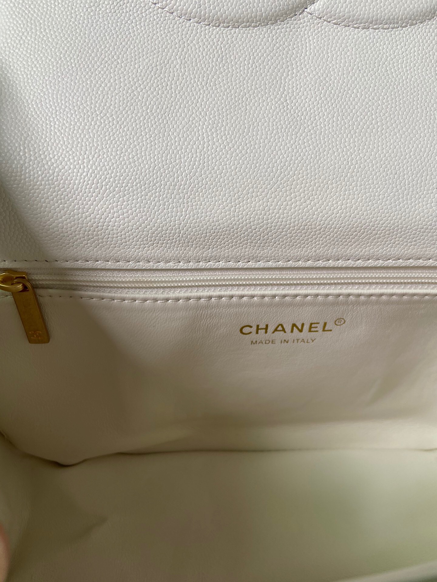 Chanel flap bag Grained Calfskin AS2358 white