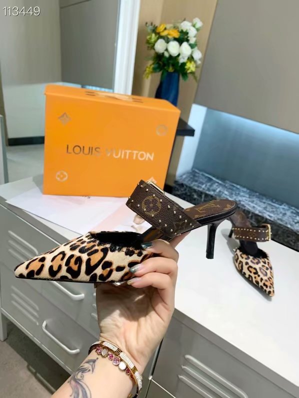 Louis Vuitton Shoes LV1092DS-2