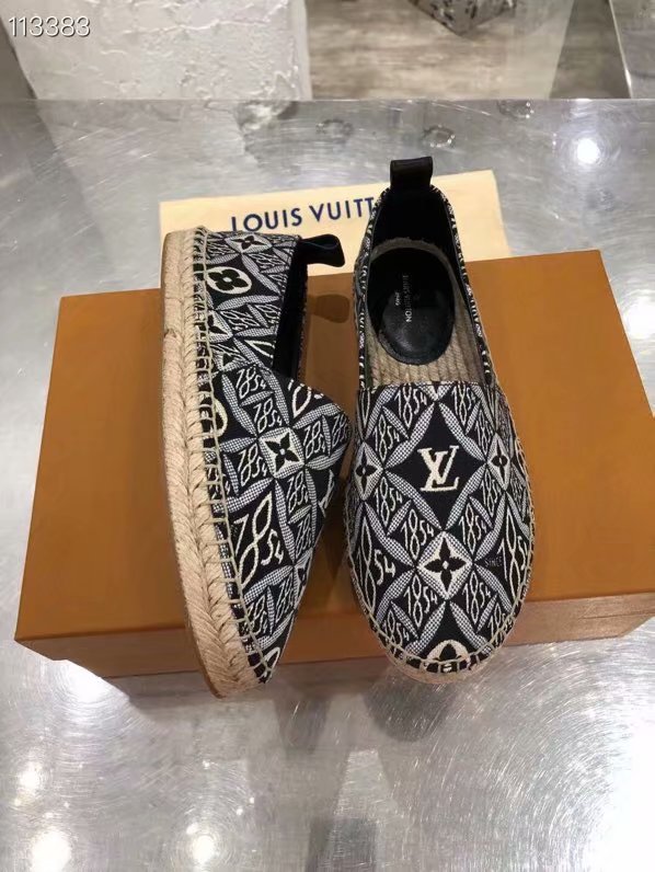 Louis Vuitton Shoes LV1094XB-1