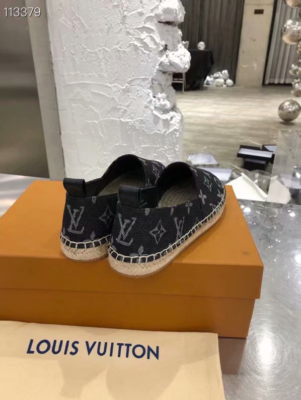 Louis Vuitton Shoes LV1095XB-1